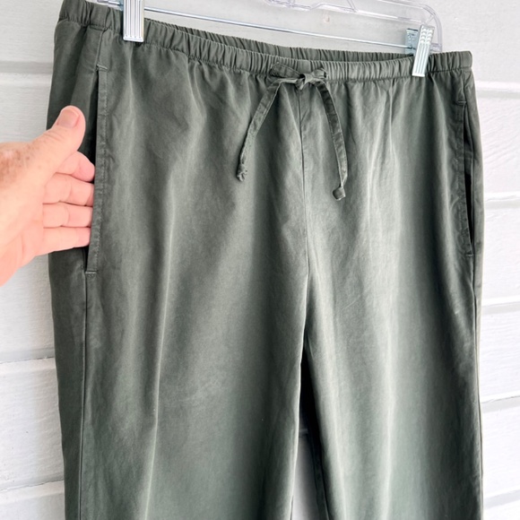 SKU SAVE KHAKI UNITED Haven Cotton Poplin Drawstring Pant in Basil - S - Picture 3 of 11